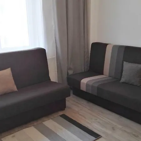 Stanislawowska 11 4rooms *