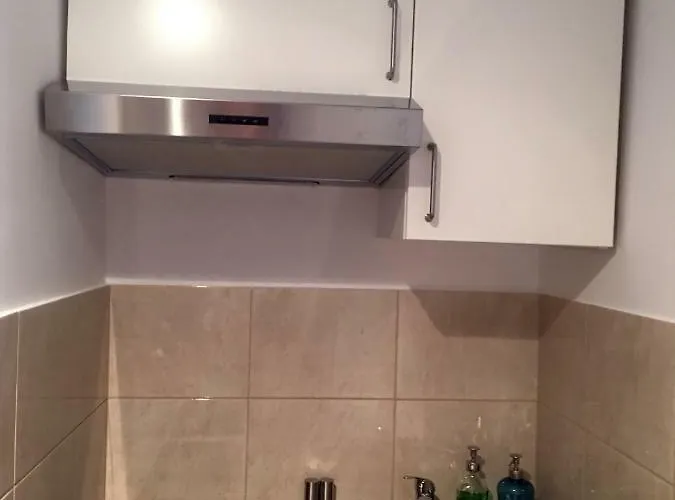 Stanislawowska 11 4rooms Pensjonat