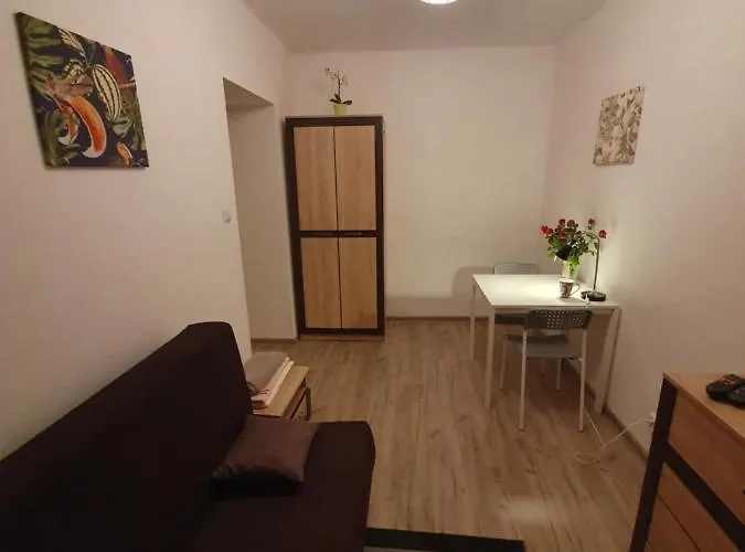 Stanislawowska 11 4rooms Pensjonat Warszawa