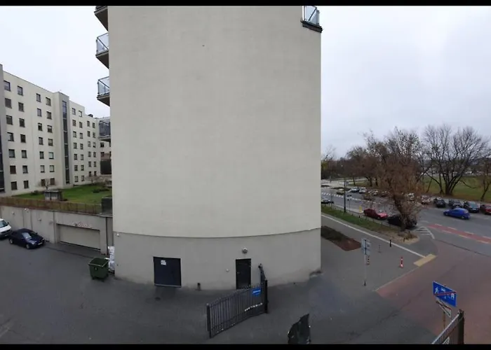 Stanislawowska 11 4rooms Warszawa